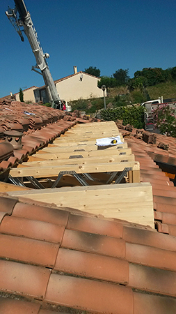 Mise En Place Des Poutrelles Ajourées